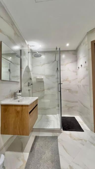 Appartement S18 Moderne En Centre-ville Proche Maarif, Bourgogne & Corniche
