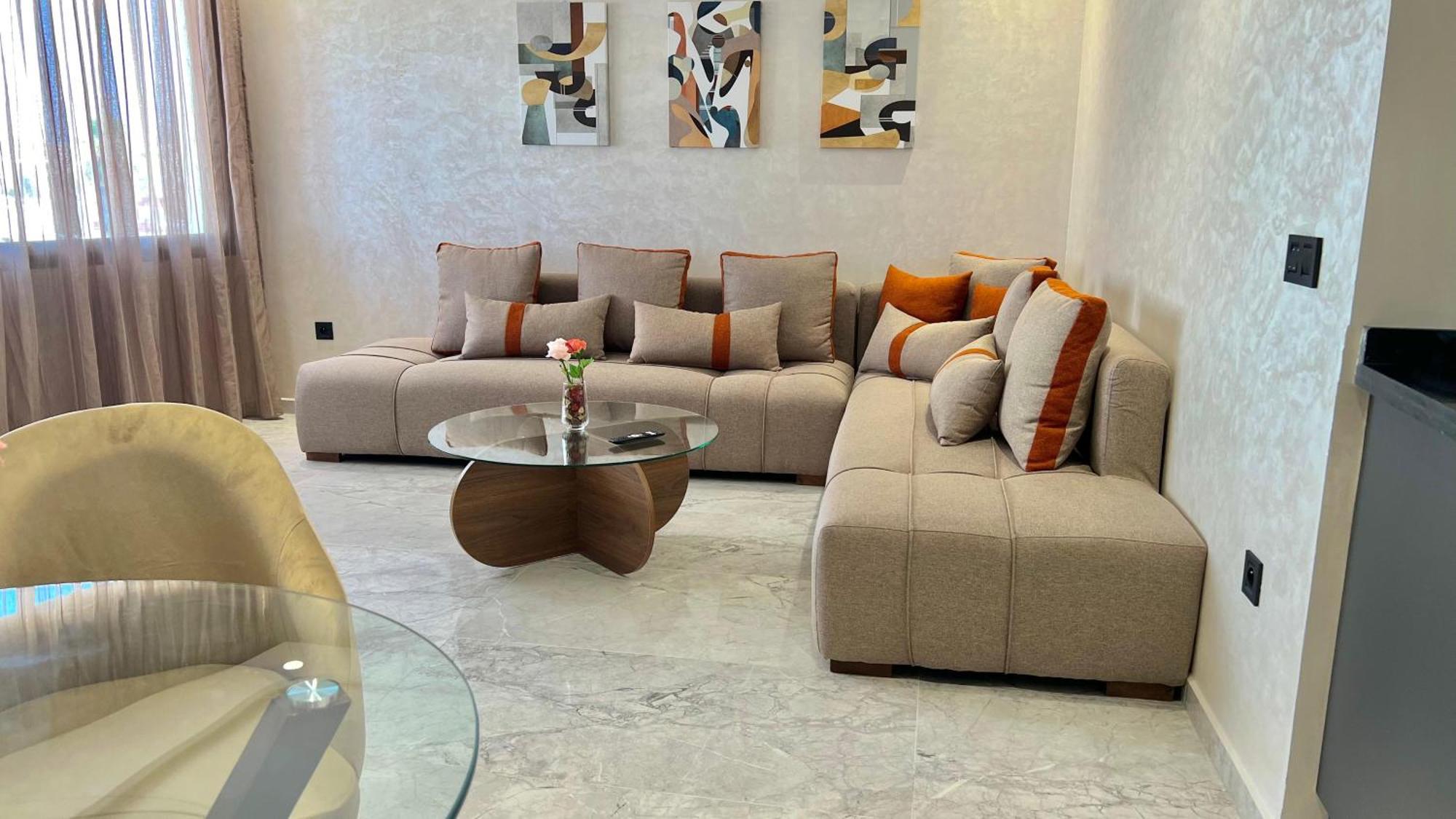 S18 Entre Maarif, Bourgogne & Corniche Apartamento